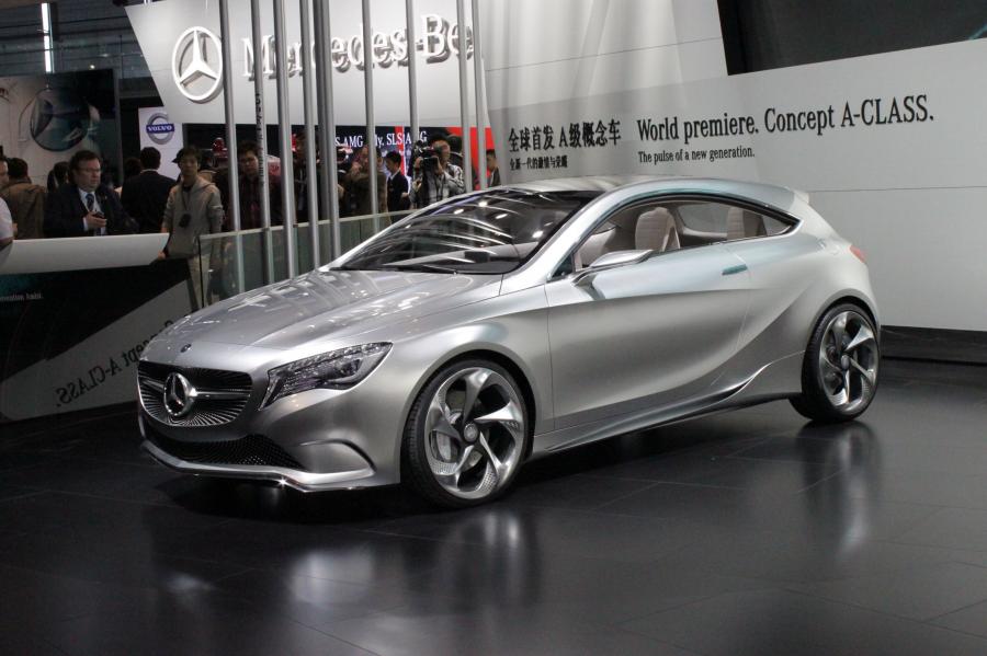  Mercedes-Benz A-Class Concept 2011 года  (фото 3 из 129)